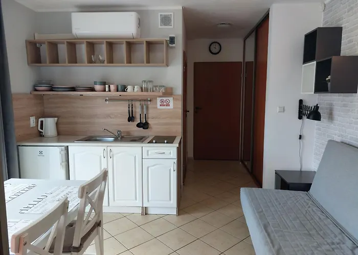 Apartament Z Ogródkiem *
